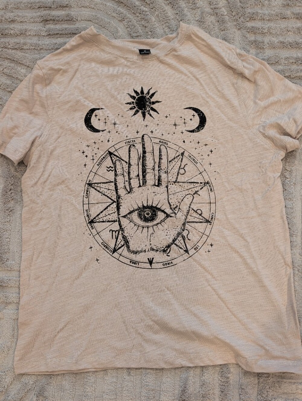 SHEIN Beige Short-Sleeve Graphic Tee with Celestial Palm Print Evil Eye Boho